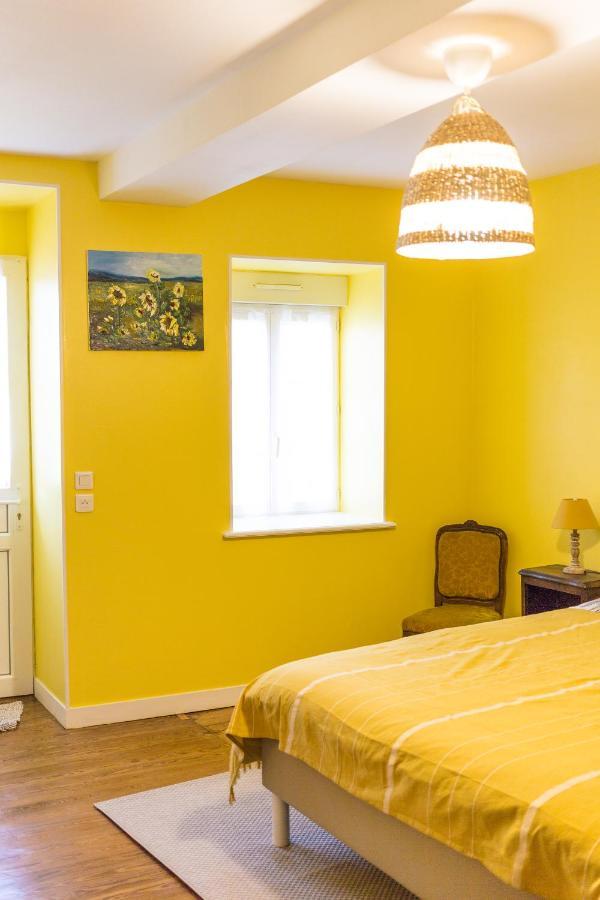 La Tour Cachee Bed and Breakfast Mortain-Bocage Eksteriør billede