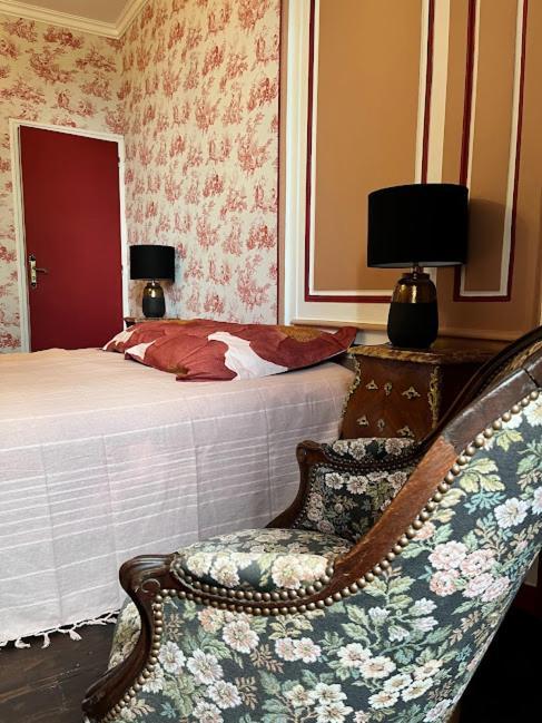 La Tour Cachee Bed and Breakfast Mortain-Bocage Eksteriør billede